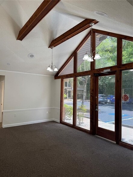 More Photos Of 17 NW 33rd Ct, Gainesville Office For Lease