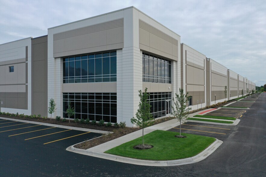 More Photos Of 2031 Geneva Dr, Geneva Unknown For Lease