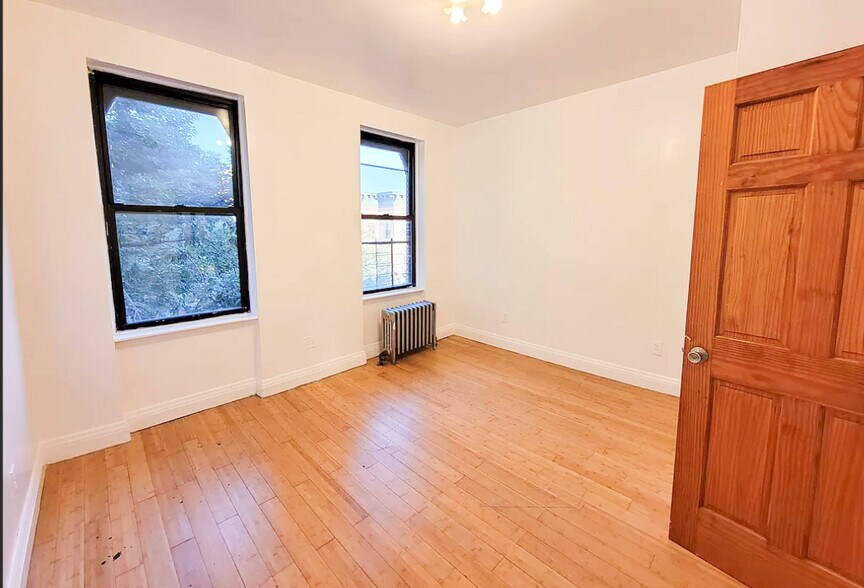 More Photos Of , Astoria Multifamily For Sale