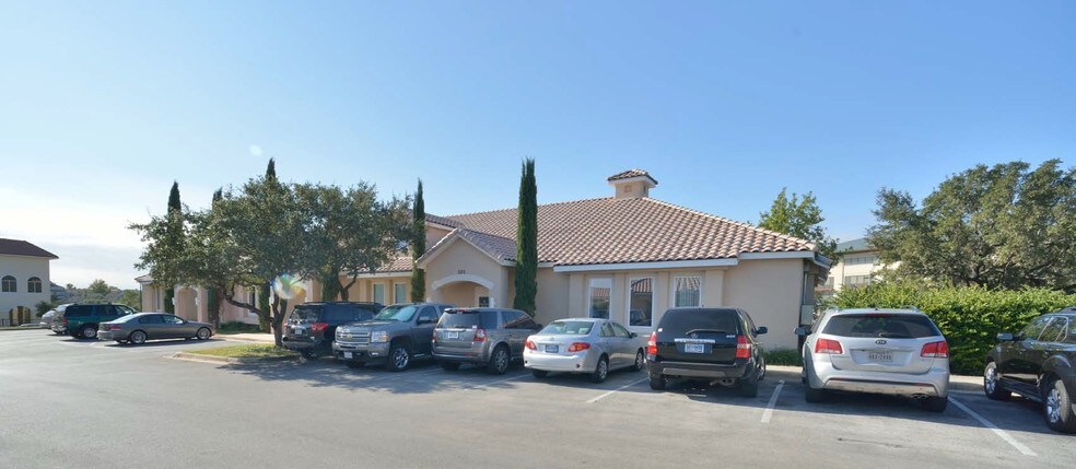 More Photos Of 19222 Stonehue, San Antonio Medical For Lease