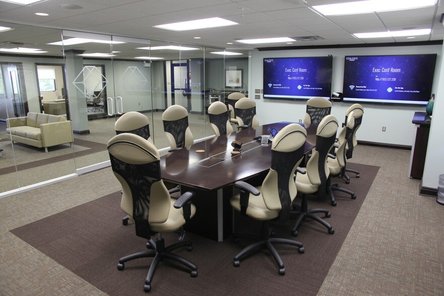 More Photos Of 1000 Park Dr, Lawrence Office For Lease