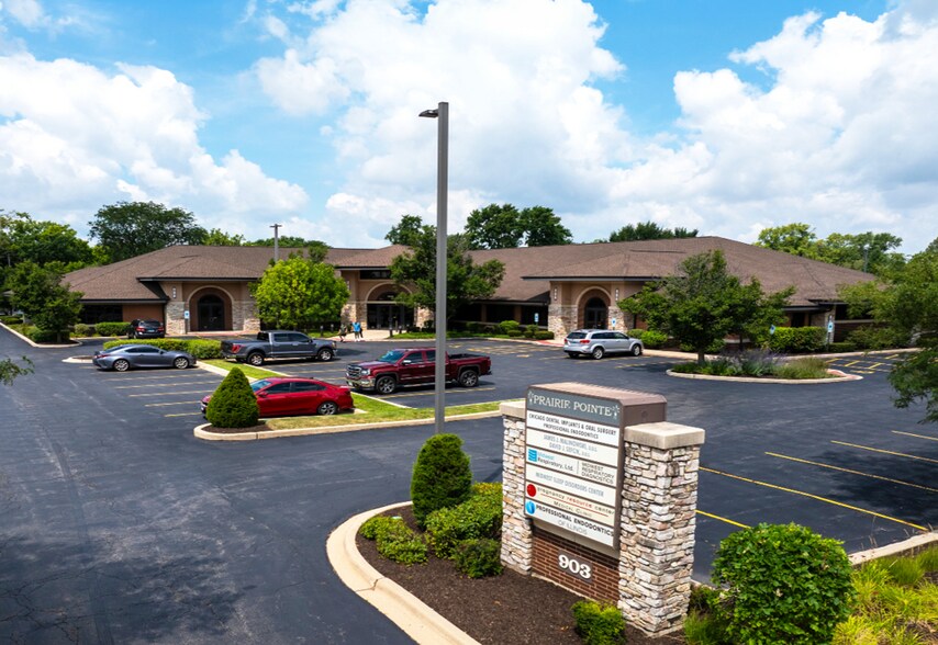 More Photos Of 903 N 129th Infantry Dr, Joliet Medical For Sale