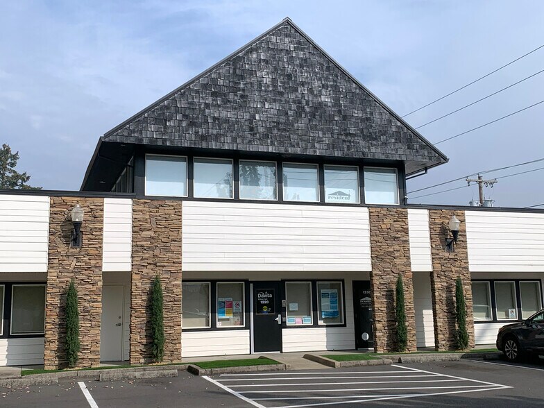 More Photos Of 1220 Liberty St NE, Salem Medical For Lease