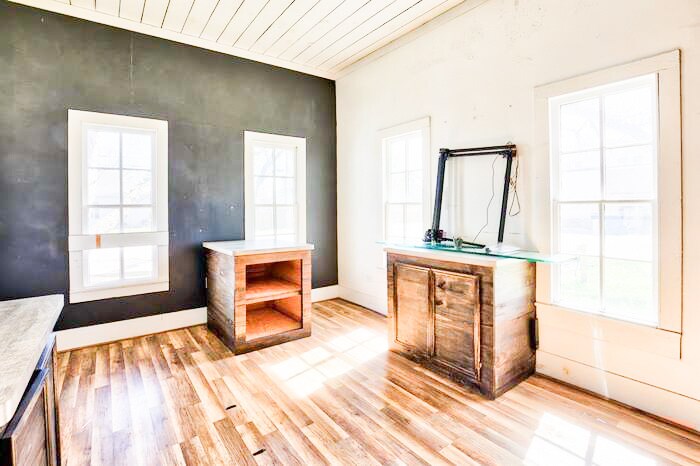 More Photos Of 318 E Washington Ave, Navasota Storefront Retail Office For Lease