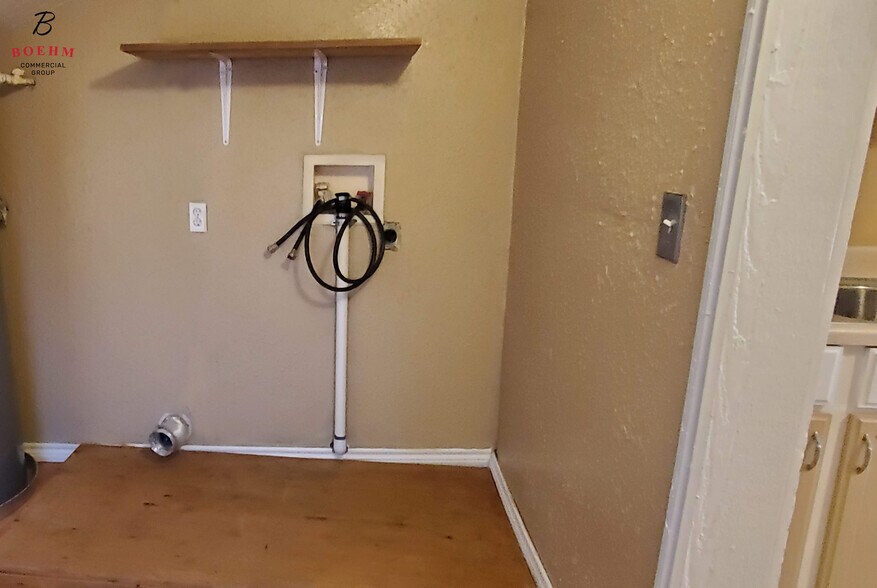 More Photos Of 138 Grey Moss Ct, Ingram Apartments For Sale