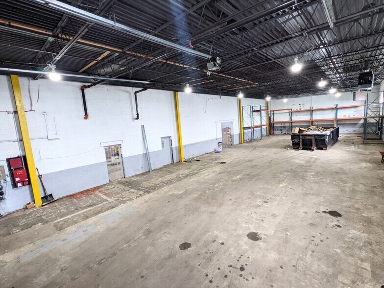 More Photos Of 286-290 Lodi St, Hackensack Warehouse For Sale