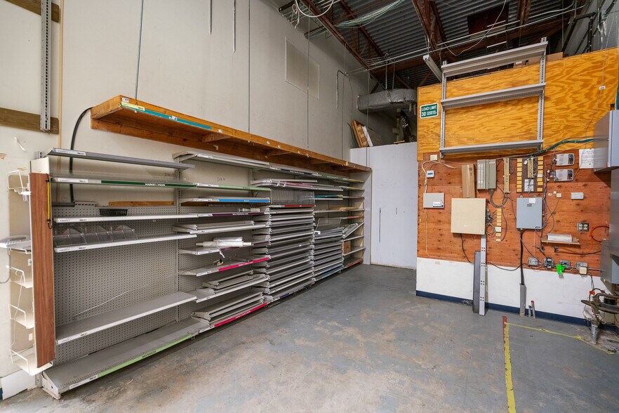 More Photos Of 195 M 66 N, Charlevoix Drugstore For Sale