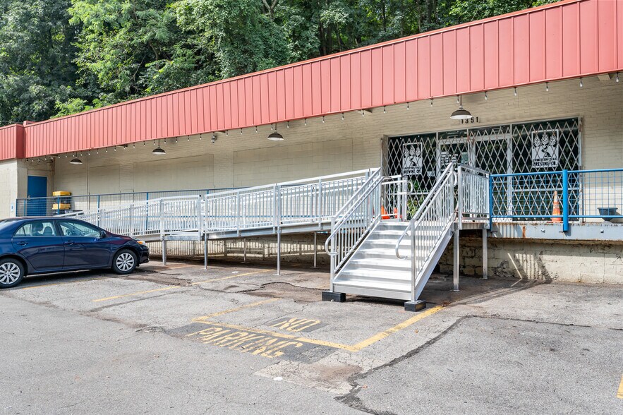 More Photos Of 1351 Washington Blvd, Pittsburgh Warehouse For Lease