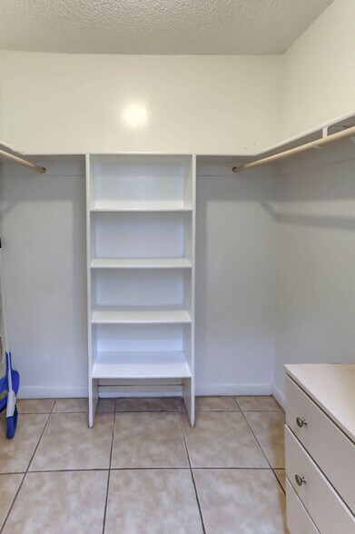 More Photos Of 1770 Plunkett St, Hollywood Hospitality For Sale