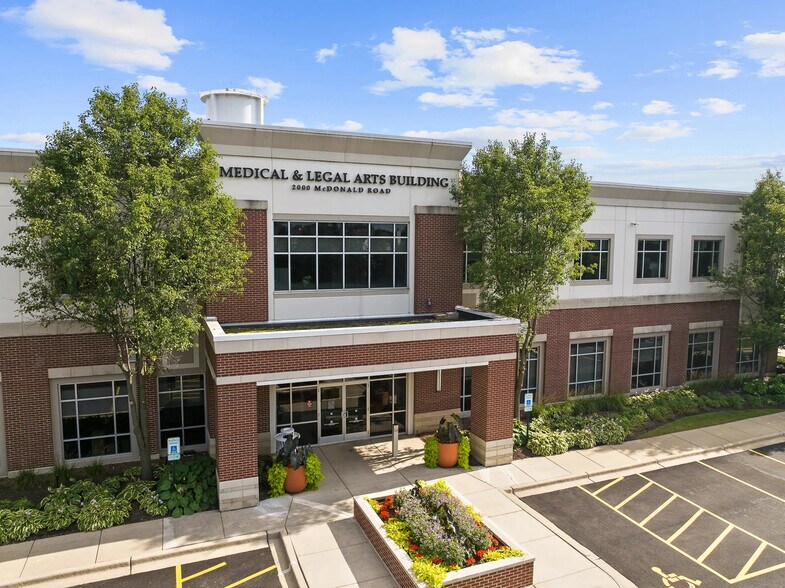 More Photos Of 2000 McDonald Rd, South Elgin Medical For Lease