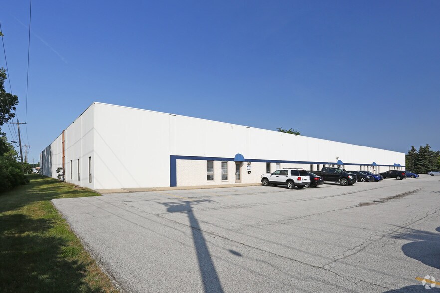 Primary Photo Of 1545 Holland Rd, Maumee Light Manufacturing For Lease