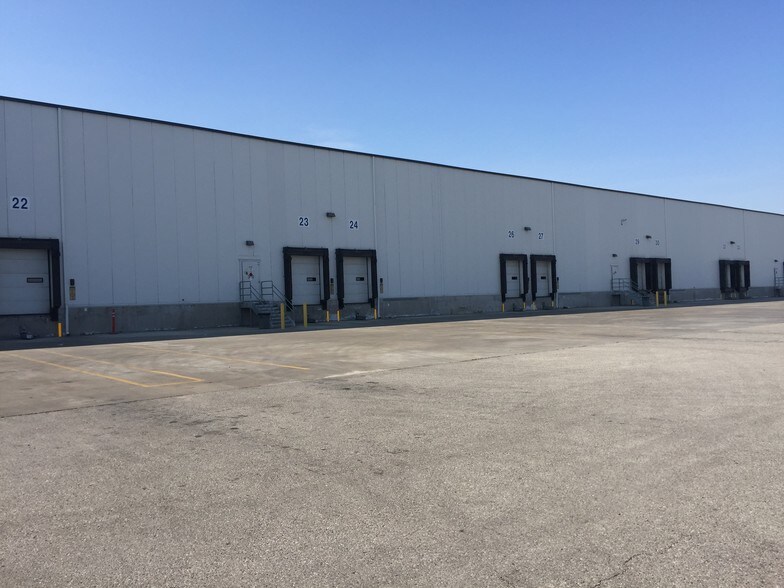 More Photos Of 2121 Browning Rd, Delano Refrigeration Cold Storage For Lease
