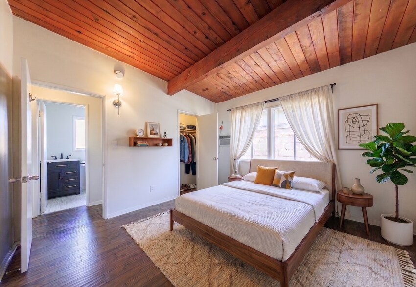 More Photos Of 5629 Cleon Ave, North Hollywood Multifamily For Sale