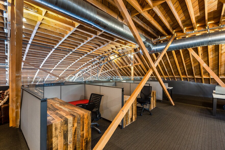 More Photos Of 3644 Eastham Dr, Culver City Loft Creative Space For Lease