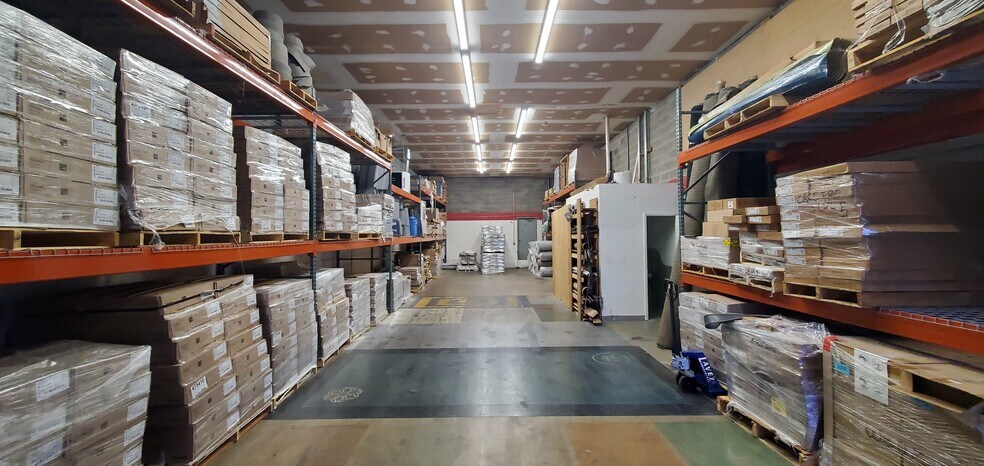 More Photos Of 9208 Venture Ct, Manassas Park Warehouse For Lease