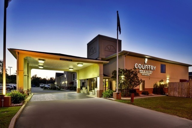 Primary Photo Of 120 Highway 21 S, Monroeville Hotel For Sale