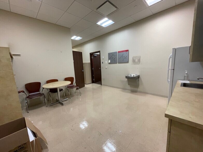 More Photos Of 84 N Plank Rd, Newburgh Storefront For Lease