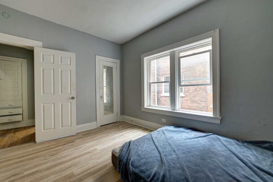More Photos Of 14120 Superior Rd, Cleveland Multifamily For Sale