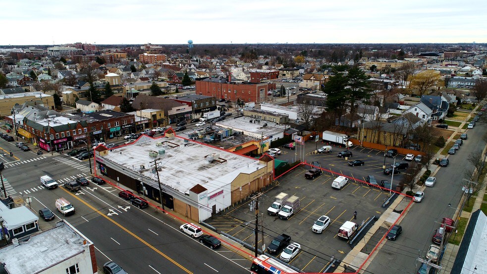 Primary Photo Of 140-144 Jericho Tpke, Mineola Storefront Retail Office For Lease