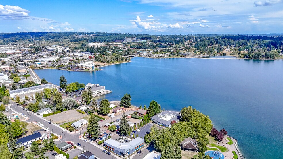 More Photos Of 3212 Byron St, Silverdale Office For Sale