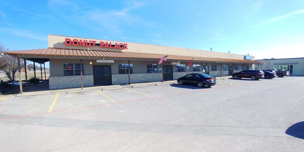 More Photos Of 12701 W Tx-29 Hwy, Liberty Hill Unknown For Lease