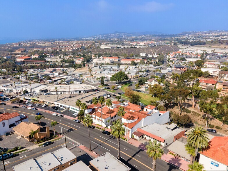 More Photos Of 1401 N El Camino Real, San Clemente Loft Creative Space For Lease