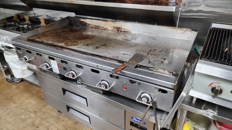 More Photos Of 802 S Main St, Belton General Retail For Sale