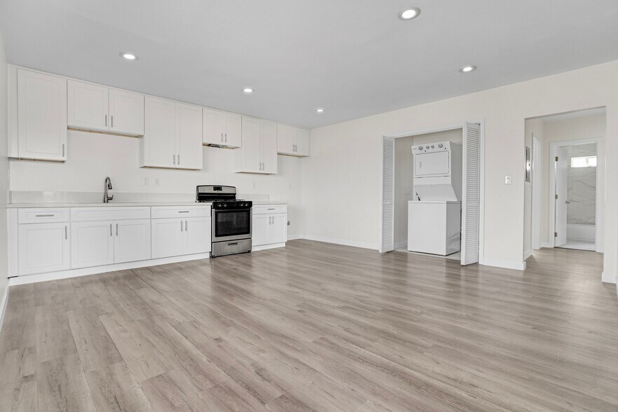 More Photos Of 11513 Berendo Ave, Los Angeles Multifamily For Sale