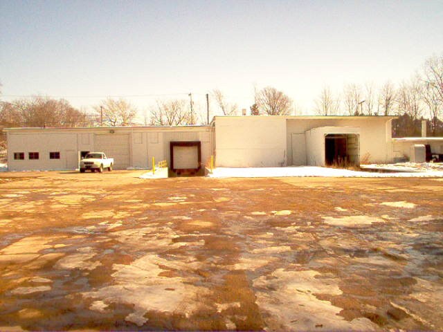 More Photos Of 3850 River Rd, Sodus Township Warehouse For Lease