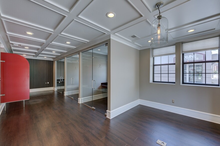 More Photos Of 1608 Taylor St, Columbia Freestanding For Lease