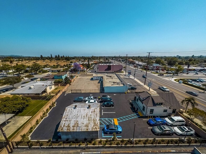 More Photos Of 745 N Tustin St, Orange Office For Sale