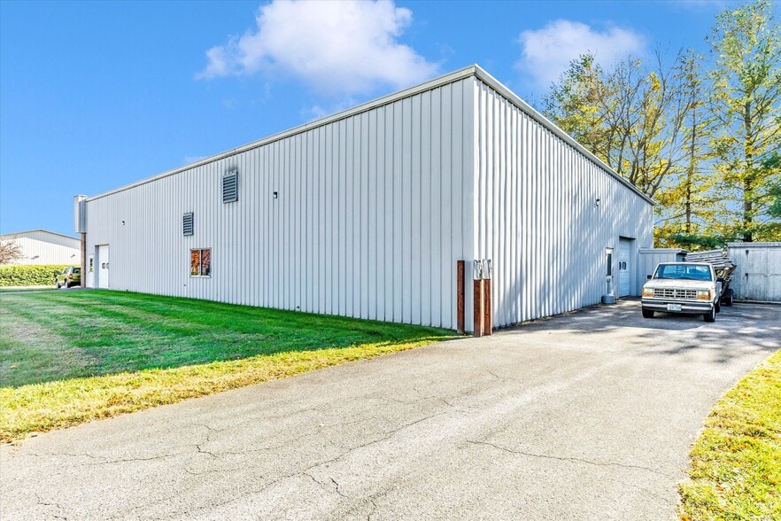 More Photos Of 4603 Wedgewood Blvd, Frederick Service For Sale