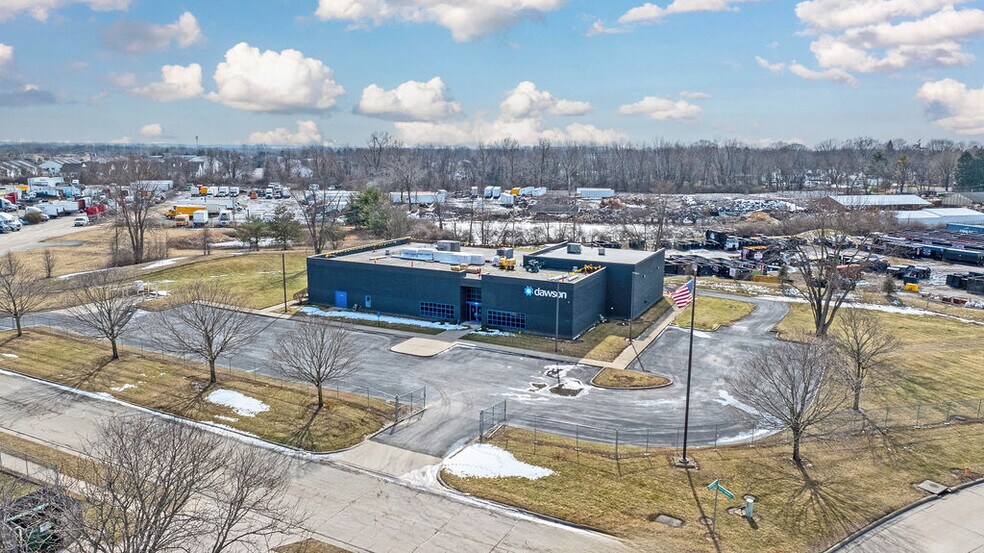 More Photos Of 3051 Delta Marine Dr, Reynoldsburg Light Manufacturing For Sale
