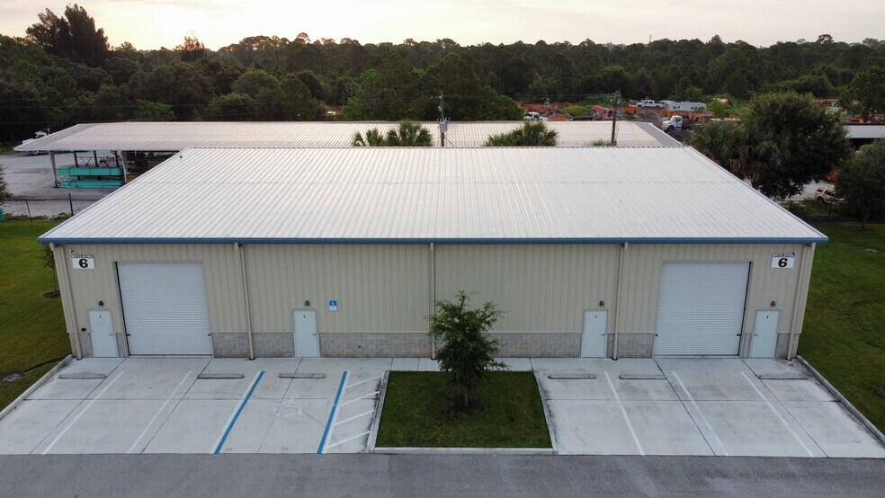 More Photos Of 5265 45th St, Vero Beach Unknown For Lease