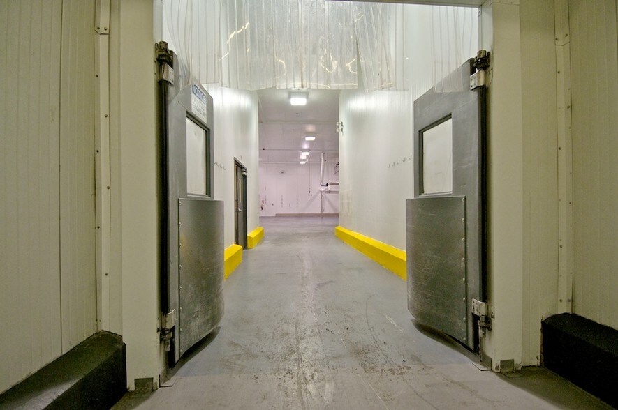 More Photos Of 81 Ingell St, Taunton Refrigeration Cold Storage For Sale