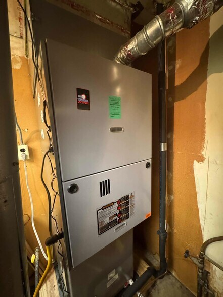 More Photos Of 1810 E Broadway Ave, Enid Flex For Sale