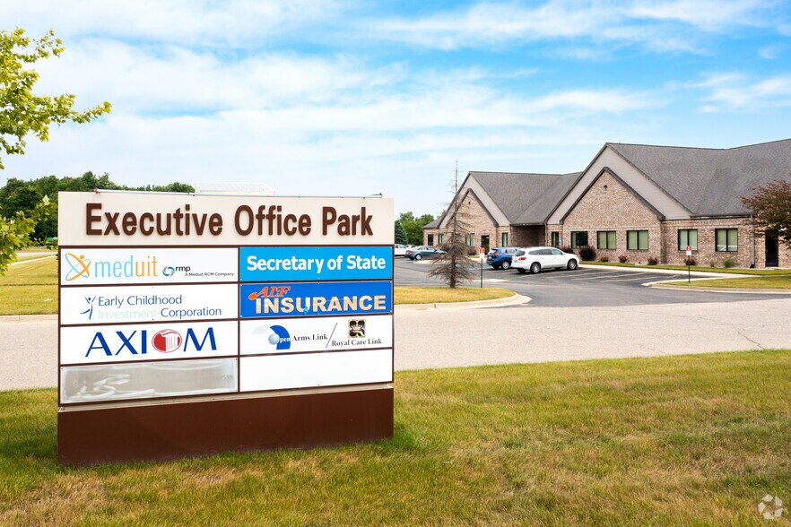 More Photos Of 8164 Executive Ct, Lansing Office For Lease