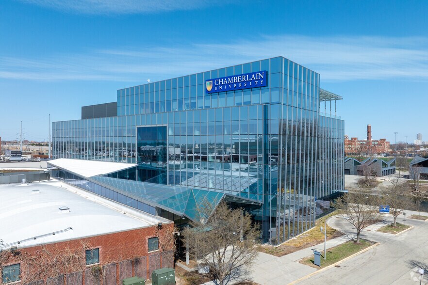 More Photos Of 3401 N California Ave, Chicago Warehouse For Lease