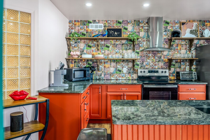 More Photos Of 5069 Milford Rd, East Stroudsburg Specialty For Sale