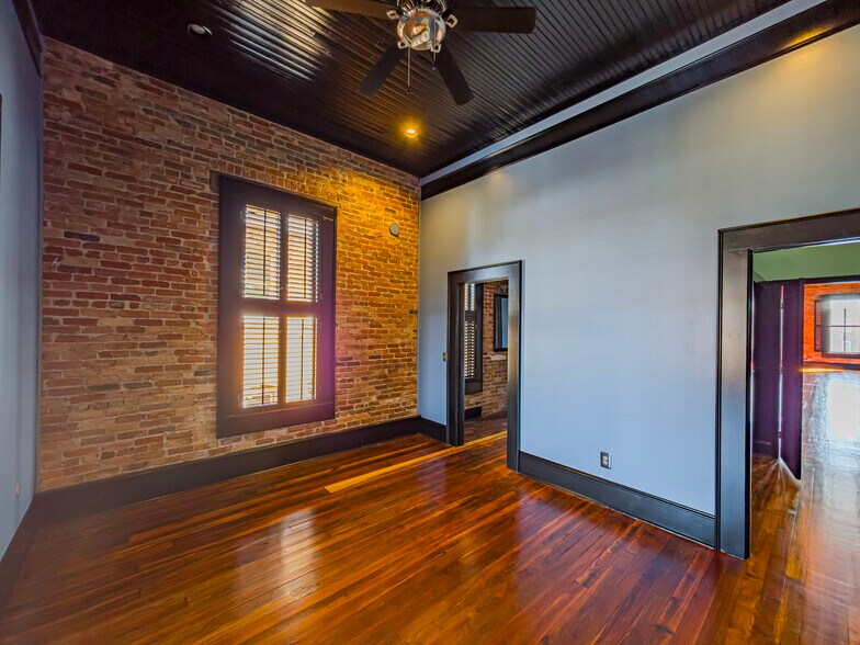 More Photos Of 105-111 W Central, Valdosta Storefront Retail Office For Sale