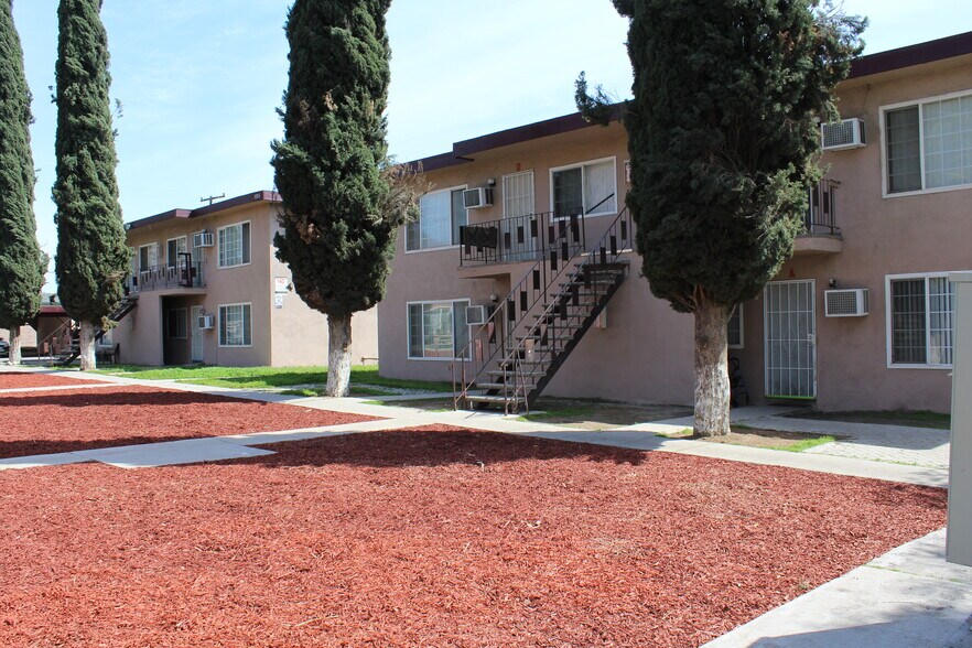 More Photos Of 1721 N Fairfax Dr, San Bernardino Apartments For Sale