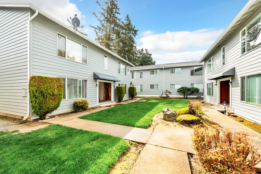 More Photos Of 16300-16400 E Burnside St, Gresham Apartments For Sale