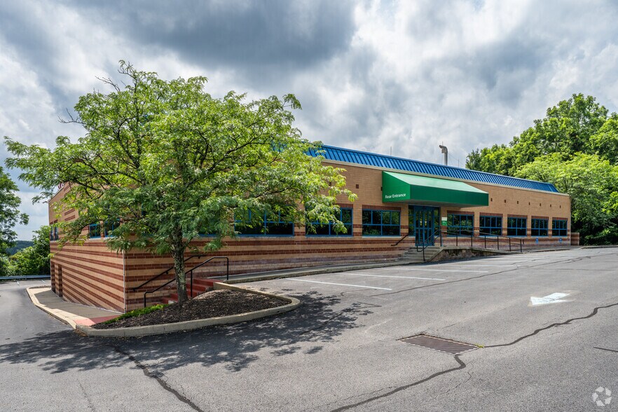 More Photos Of 133 Church Hill Rd, McKees Rocks Medical For Sale