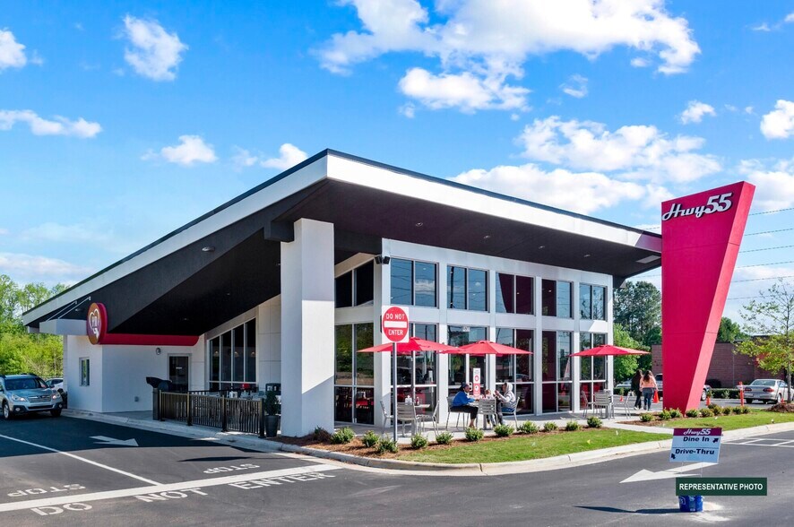 Primary Photo Of 1503 Glenn Blvd SW, Fort Payne Fast Food For Lease