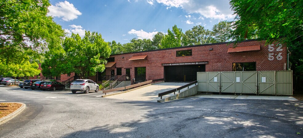 More Photos Of 5256 Peachtree Rd, Atlanta Loft Creative Space For Lease