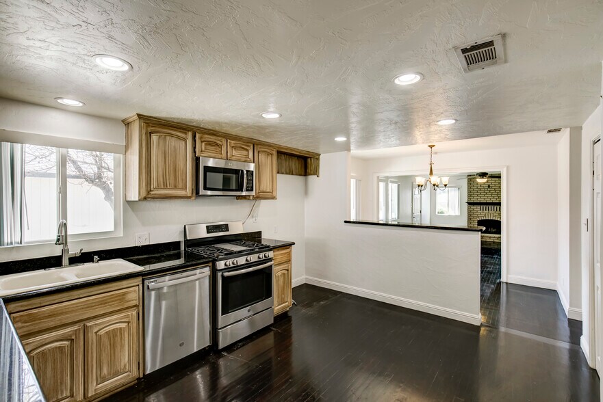 More Photos Of 2371 Mentone Ave, Mentone Apartments For Sale