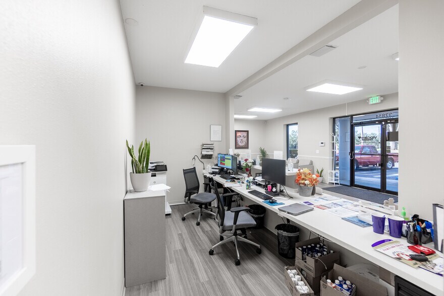 More Photos Of 37810 Medical Arts Ct, Zephyrhills Medical For Sale