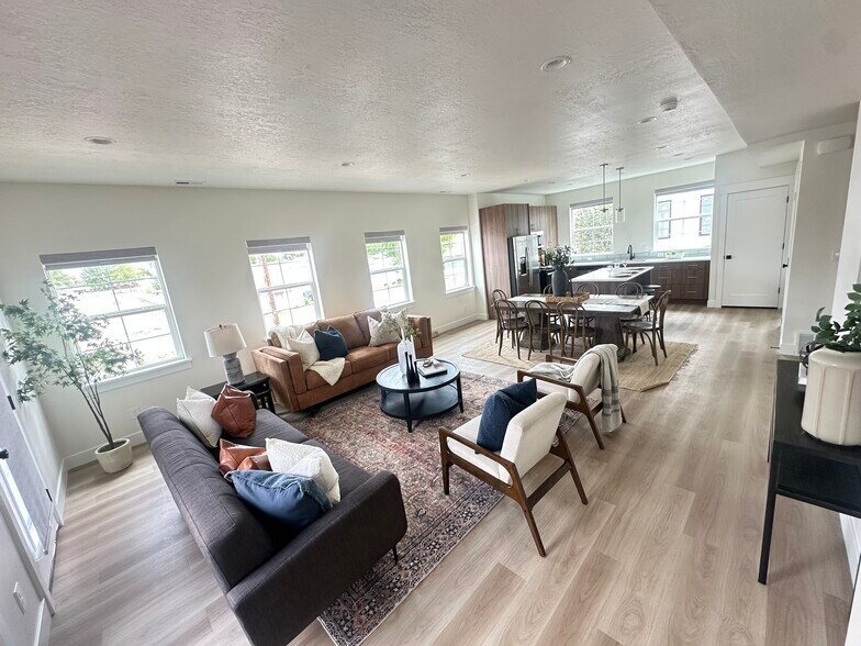 More Photos Of 7852 S Holden St, Midvale Apartments For Sale