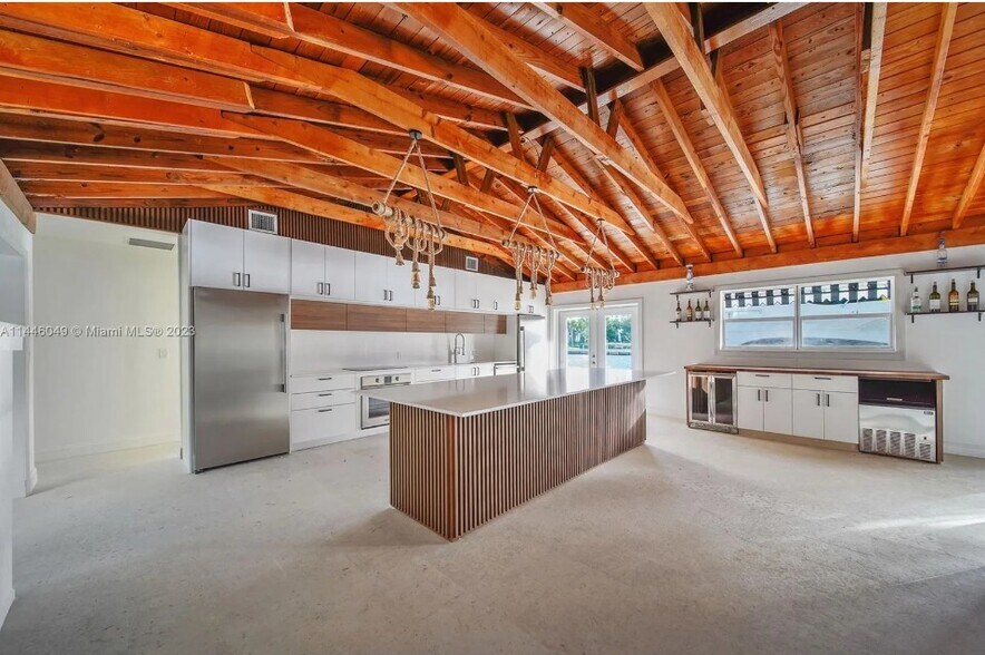 More Photos Of 1110 NW North River Dr, Miami Specialty For Sale