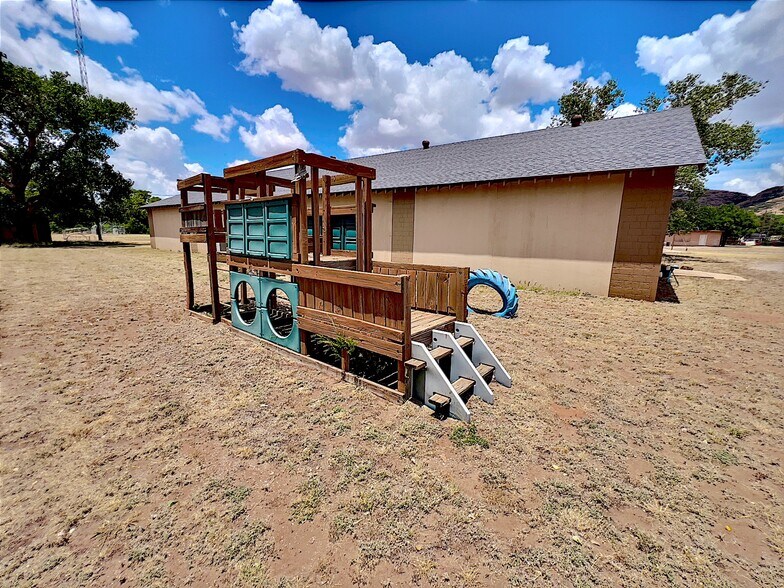 More Photos Of 14683 OK-44A, Lone Wolf Amusement Park For Sale